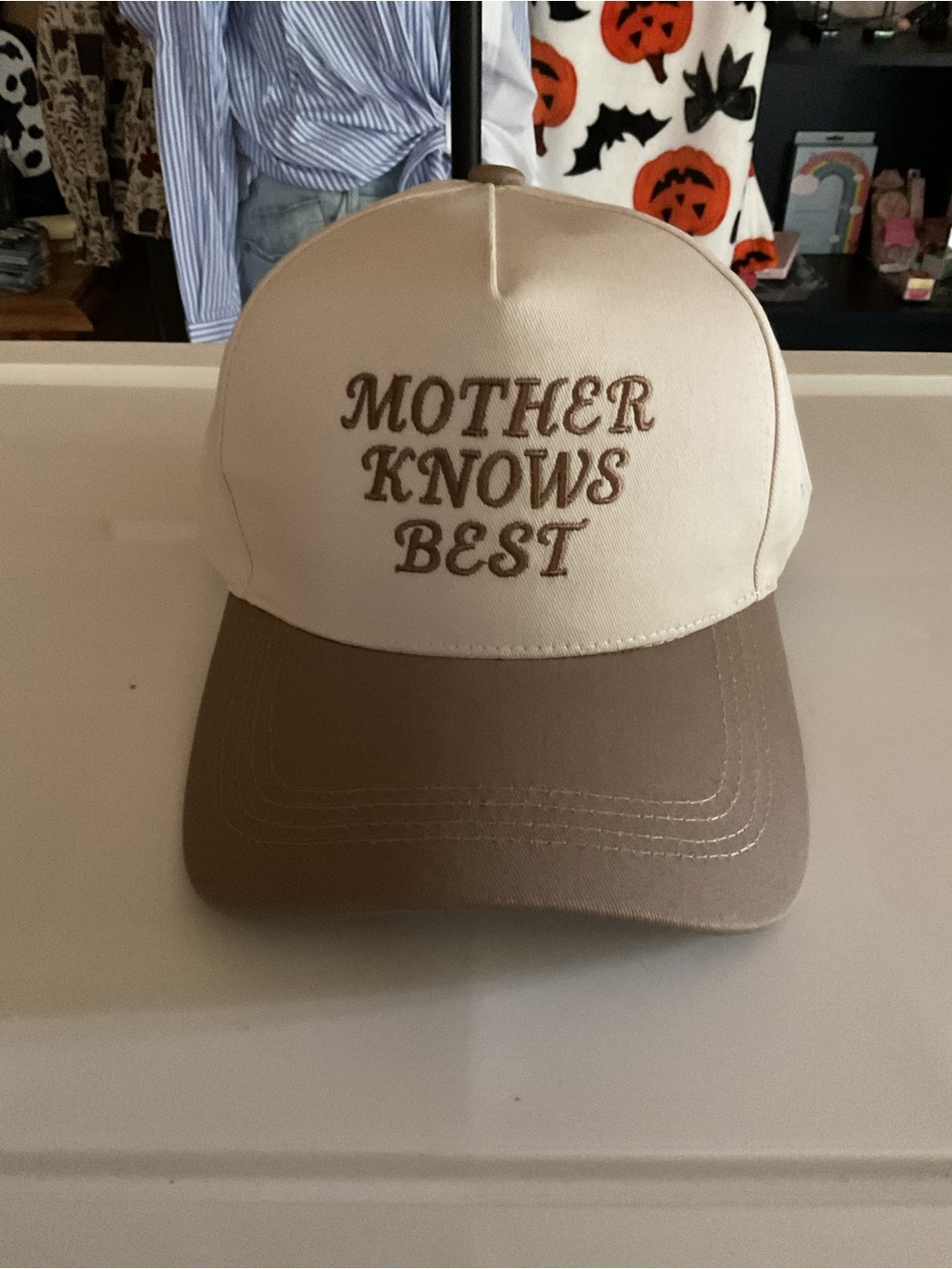 Mother Knows Best Embroidered Baseball Cap - Cream & Brown